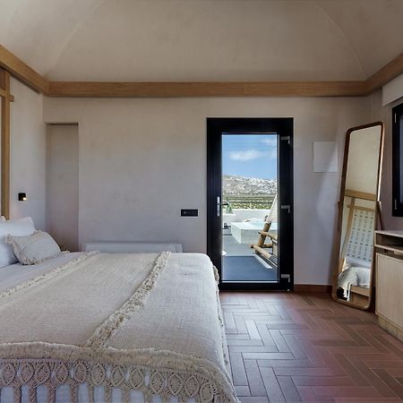Aja Retreat Luxury Suites Камарі Екстер'єр фото